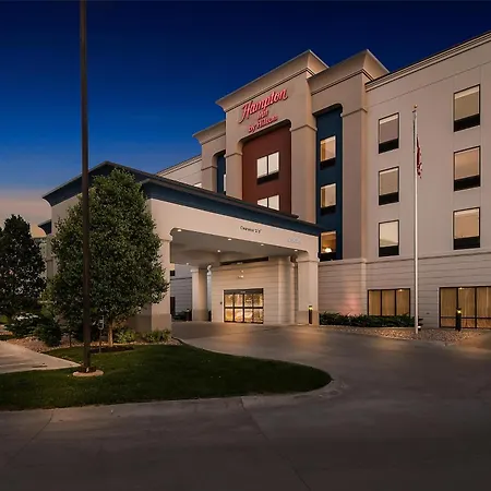 Hampton Inn Omaha/West Dodge Road, Old Mill-3