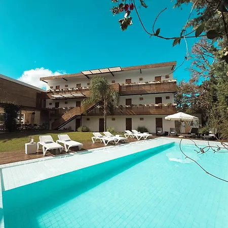 Live Hotel Boutique (Adults Only)-3