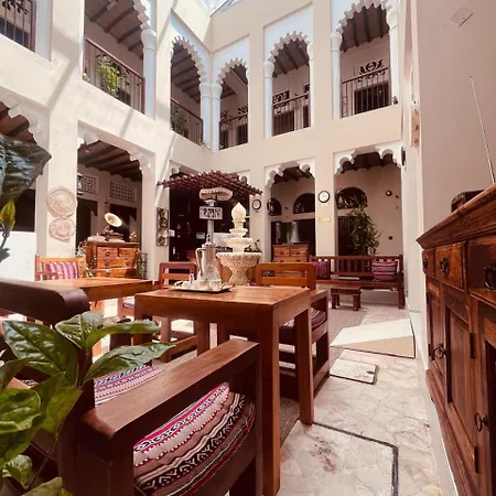 Hyba Heritage Guest House-Al Ras Metro Station-3