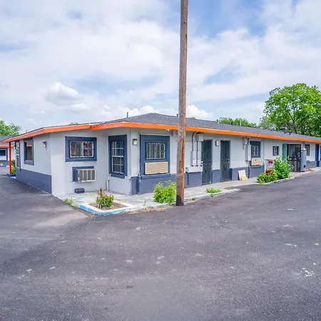 Alamo Oasis Inn And Suites By Oyo San Antonio-2