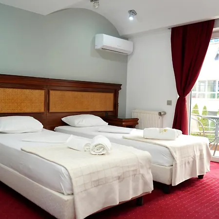 Hotel Bliss-3