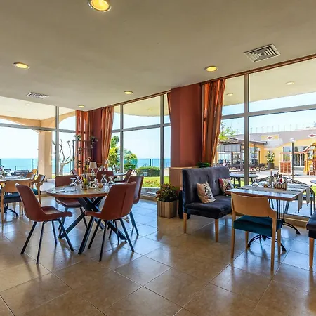 Midia Family Resort-3
