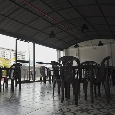 Hotel Saana Trece-3