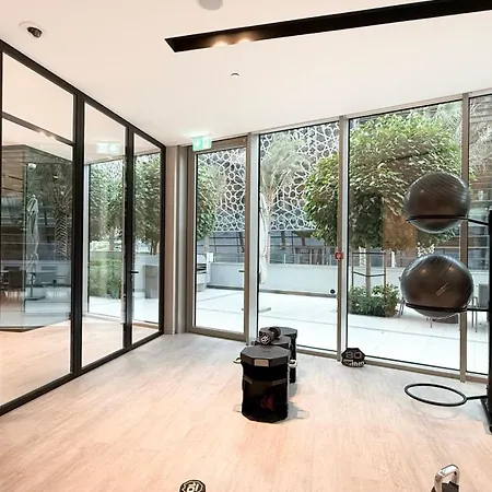 Luxury 2Br Burj View Private Hot Tub Walk To Dubaimall-3