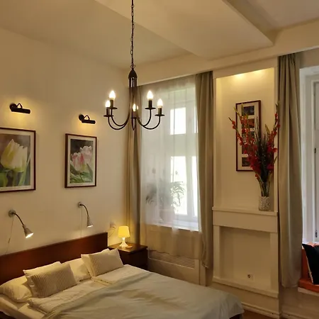 Connection Guesthouse-2