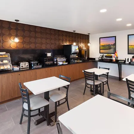 Wingate By Wyndham Augusta I-20-3