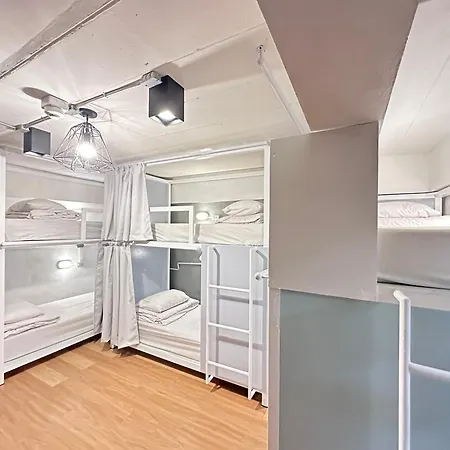 Salee Hostel-2