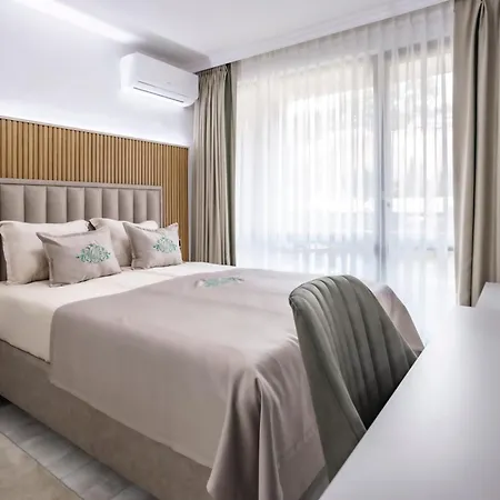 Onyx Beach Residence - Free Beach Access & Parking-3