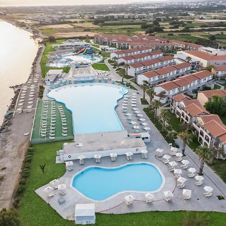 White Olive Marine Aquapark-3