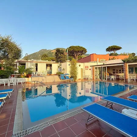 Hotel Villa Mena-2