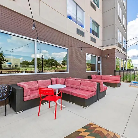 Tru By Hilton Kansas City Airport-2