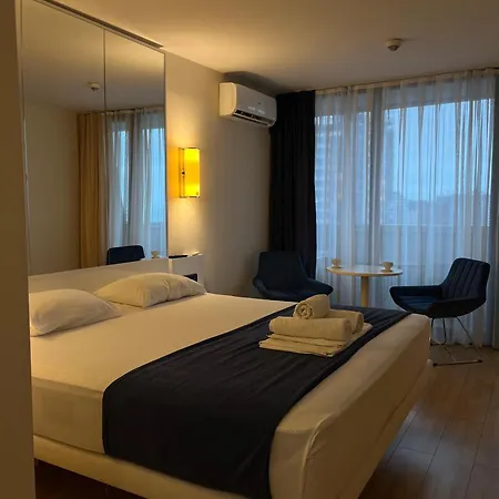 Orbi City Vip Apartments In Batumi Center-2