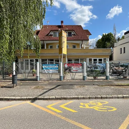 Szeplak Apartman-3