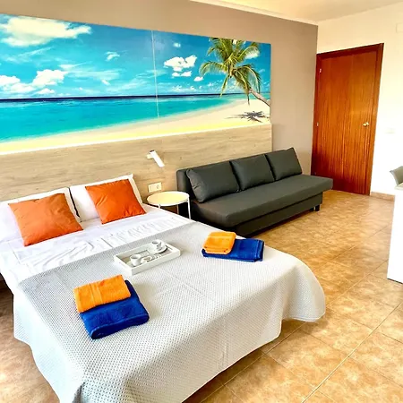 Acogedor Apartamento Con Vistas Piscina-3