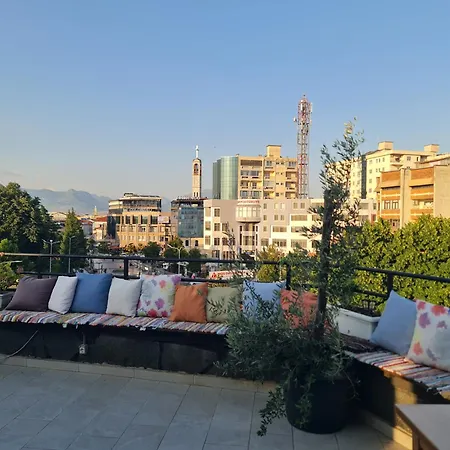 The Rooftop Hostel-2
