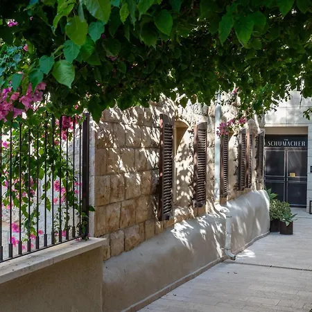 Schumacher Hotel Haifa-3