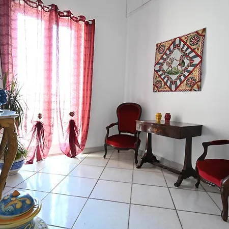 Triskeleshome-3