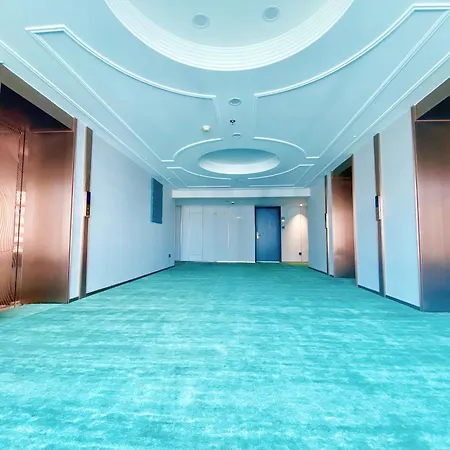 Ramada By Wyndham Pearl Guangzhou-3