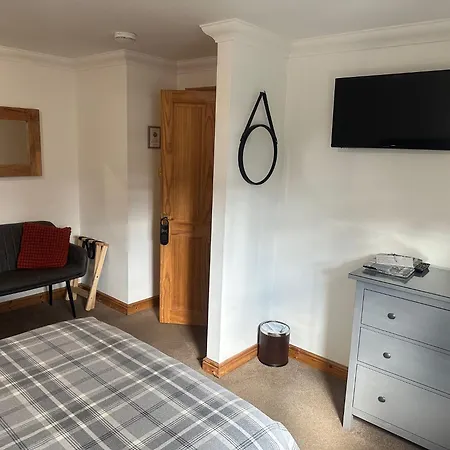 Culliss House B&B-3