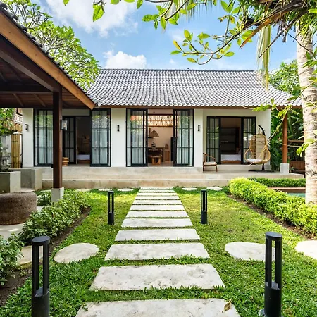 Hijau Villa By Evdekimi - Charming 2Br Escape With Pool, Outdoor Lounge, Lush Garden-2