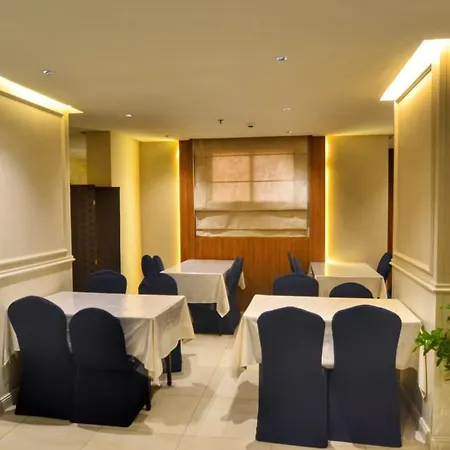 Alzaer Almutamyez Ajyad-2