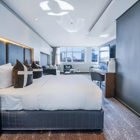 The Capital 15 On Orange Hotel & Spa-3