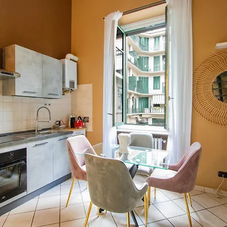 Eleganza E Comfort Nel Cuore Di Torino A Due Passi Da Porta Nuova E Dal Museo Egizio-3