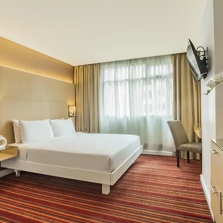 St Giles Hotel Makati-2