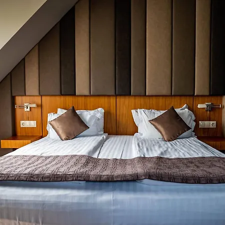 All Seasons Residence Design Hotel - Free Parking-2