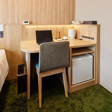Ours Inn Hankyu-3