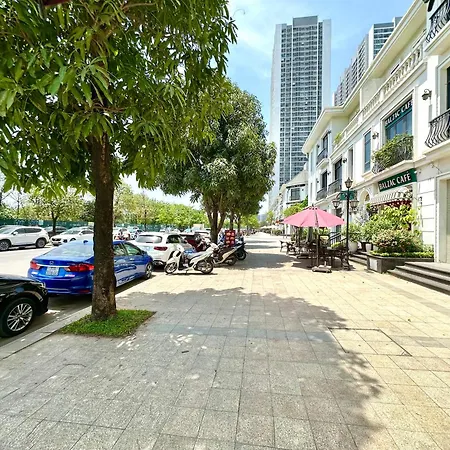 Great Quality Studio Vinhomes Apt In City Centre Quick To Airport-2