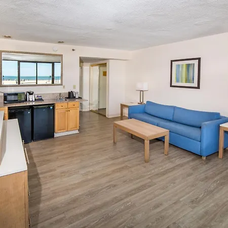 Wyndham Virginia Beach Oceanfront-2
