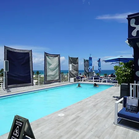 Deluxe Apartments At The Congress-3