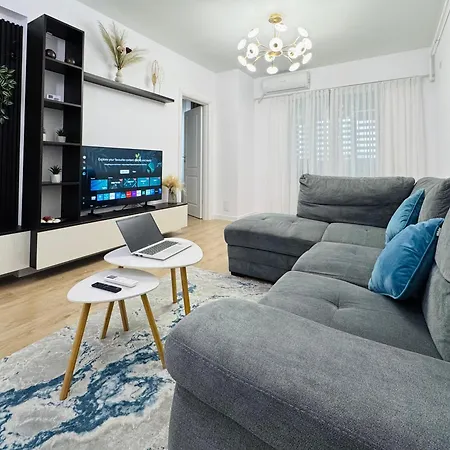 Zenith Central Address Apartment - Parking Option-3