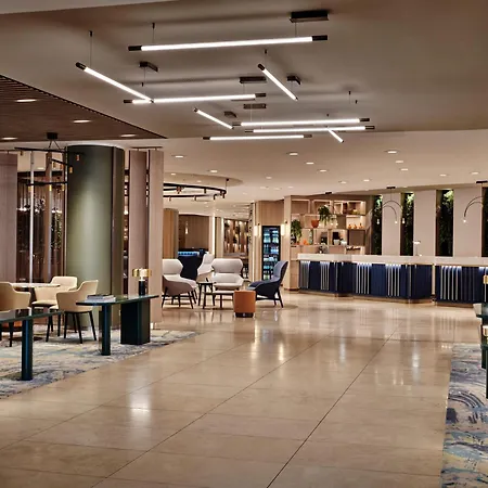 Crowne Plaza Bratislava By Ihg-2