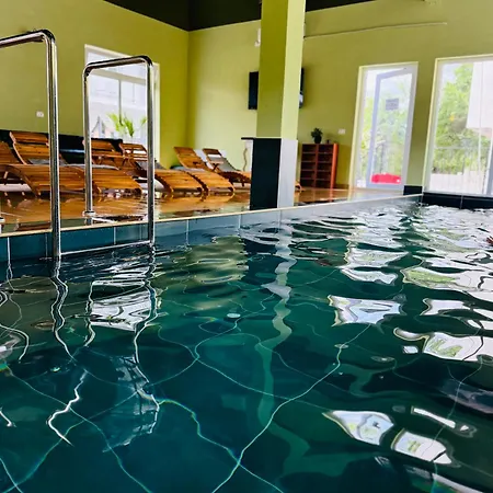 Green Hill Villa & Spa-3