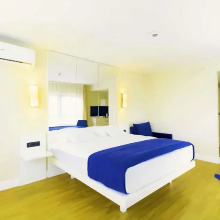 Luxury Living Orbi City Batumi-3