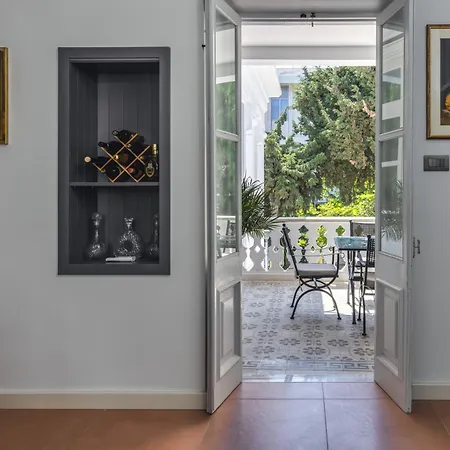 Victoria Mansion A Luxurious Neoclassical Experience-3