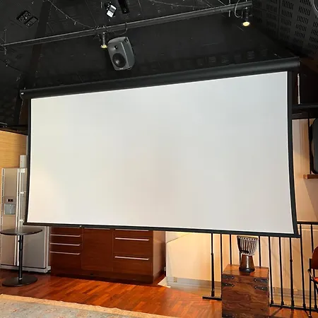 Theater And Beach Apartment-3