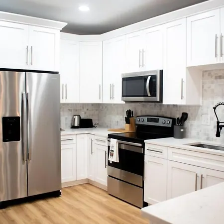 Glamorous Ybor Home Near Downtown 3Br-2