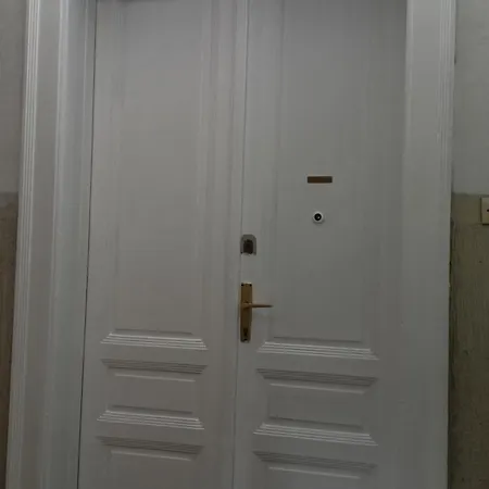 Dream Apartment BW-2
