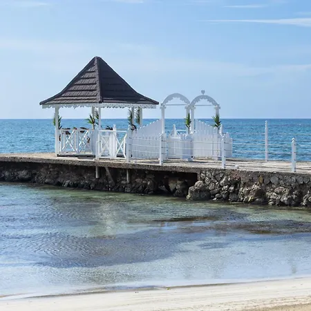 Grand Muthu Runaway Bay Club Caribbean-2