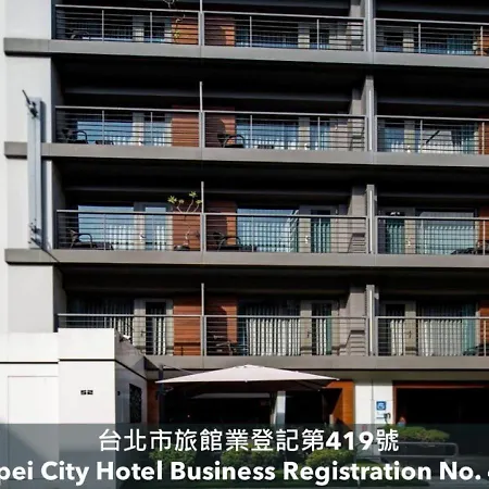 Simple + Hotel-3