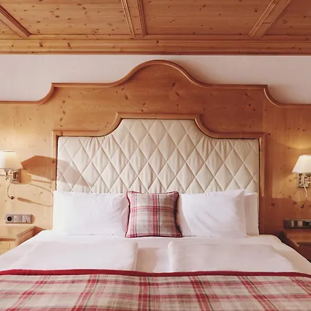 Burg Hotel Lech Am Arlberg-2
