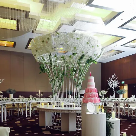 Millennium Hail Hotel-2