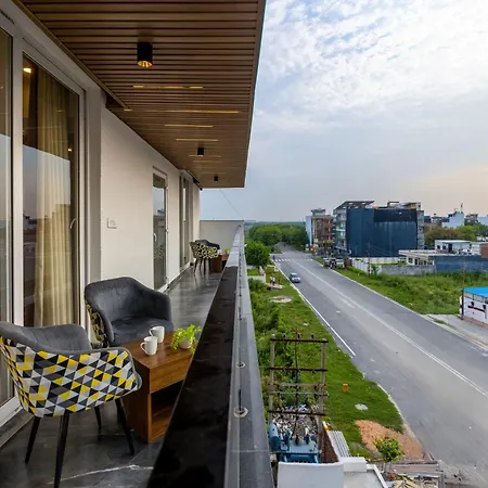 Pk Boutique Hotel Noida Expressway-3