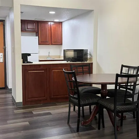 Wingate By Wyndham Airport - Rockville Road-3