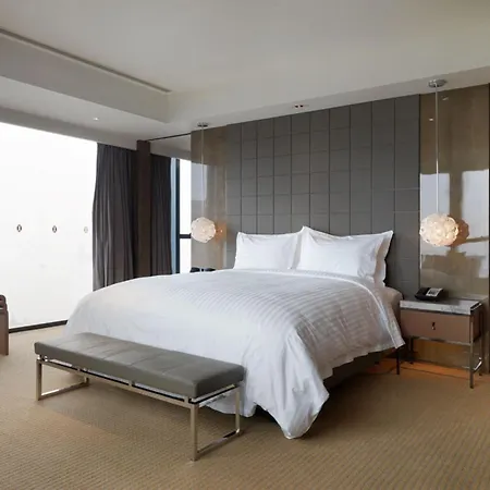 Intercontinental Shanghai Expo By Ihg-2