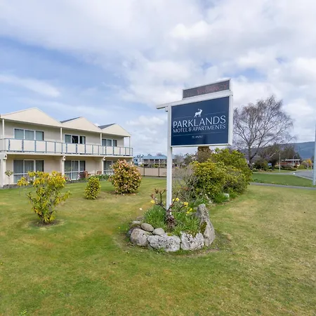 Parklands Motel & Apartments Te Anau-3