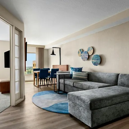 Anaheim Marriott Suites-3